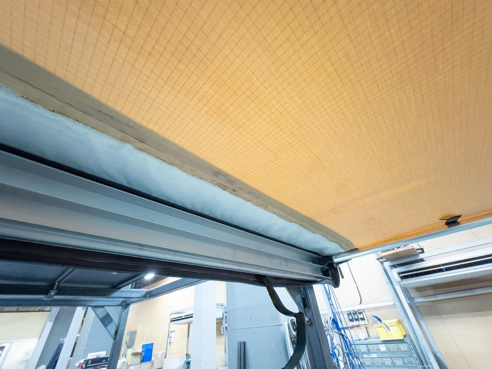 SIDE AWNING 2.5×2.5m