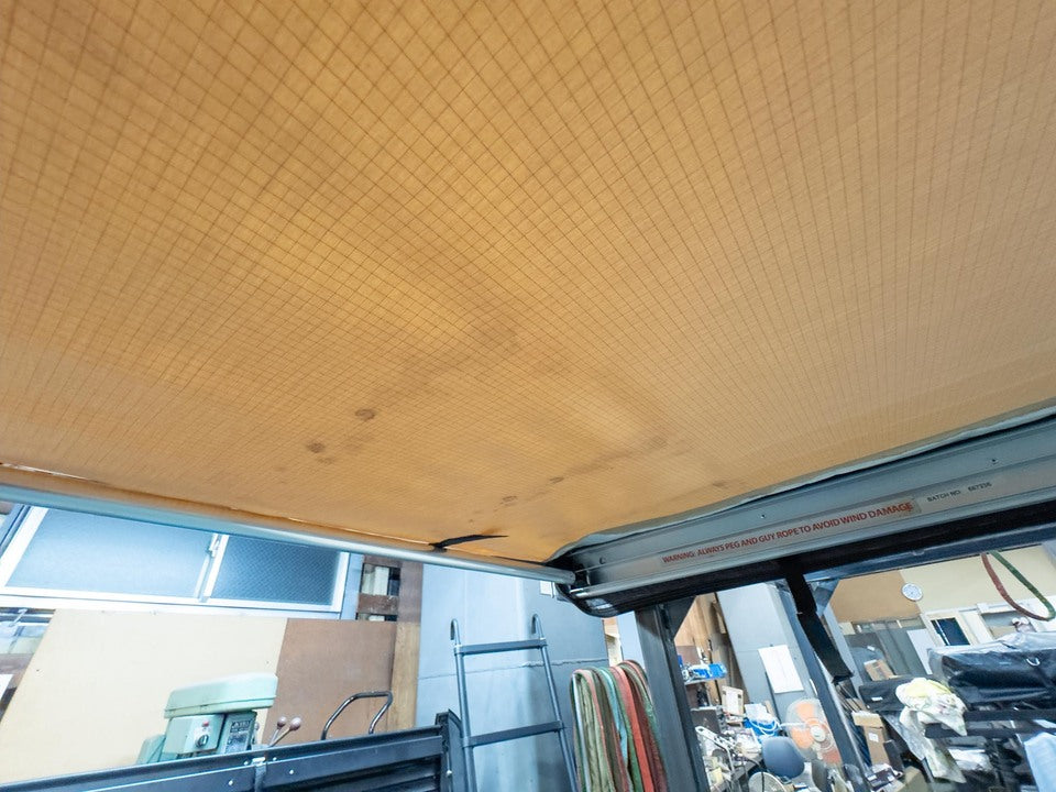 SIDE AWNING 2.5×2.5m