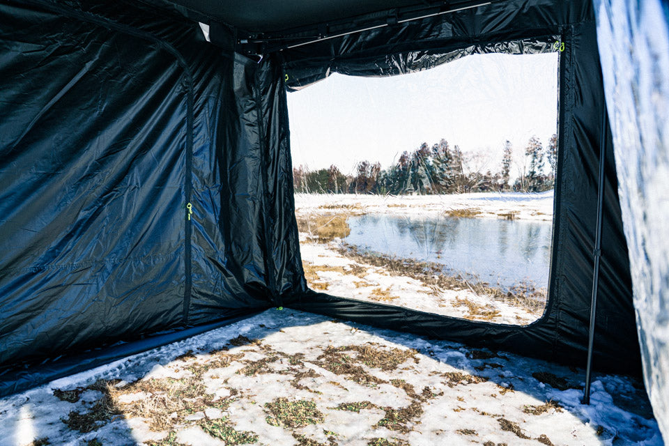 One action self awning 2.3m room