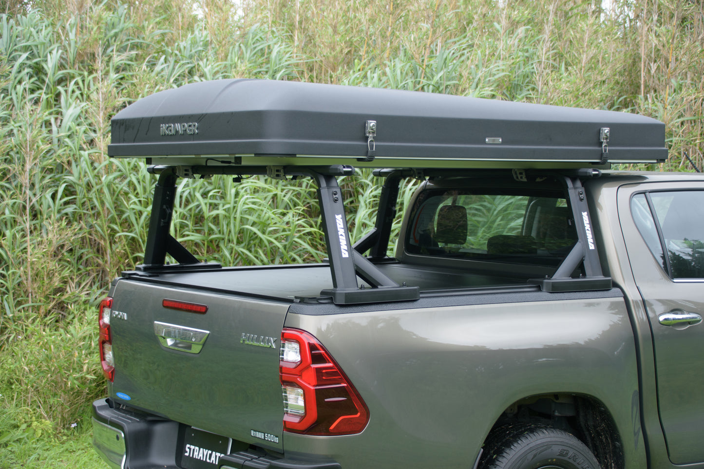 ハイラックスGUN 125 2.4 Z ディーゼル 4WD ルーフトップテント サイドオーニング アネックスルーム等 付属品多数